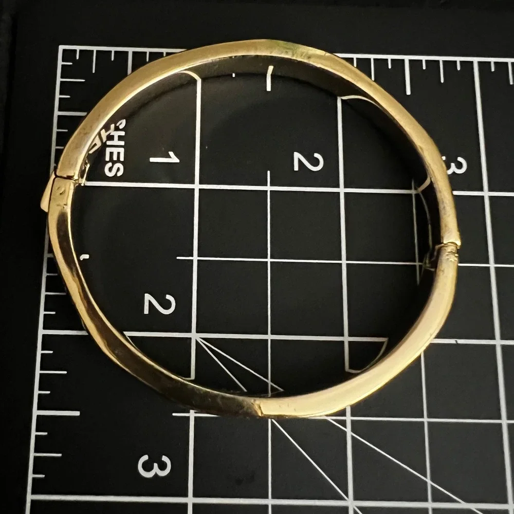 J Crew Gold Tone Hinged Bangle Bracelet Oval Minimalist Stackable 7 Old Money